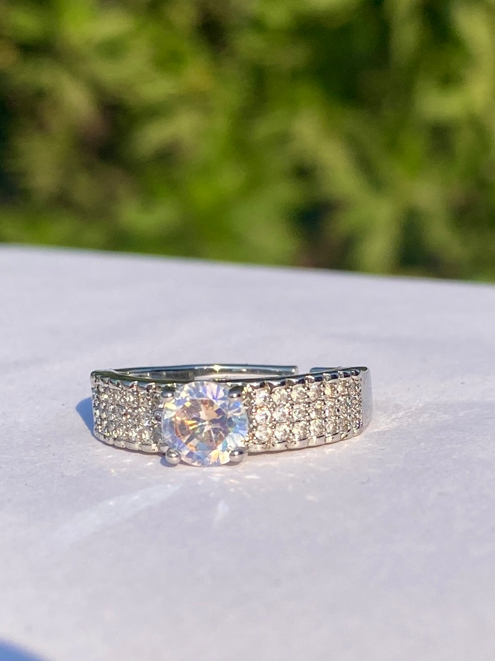 Elegant Silver Engagement Ring with Round Cut Crystal stainless steel