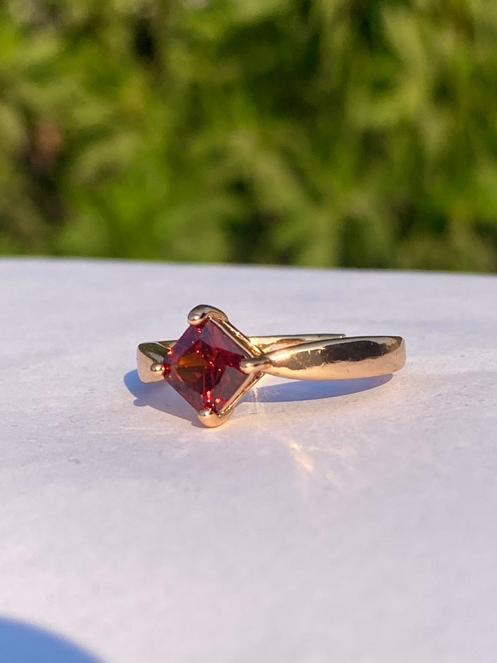 Elegant Blue Sapphire Princess-cut Gold adjustable ring.