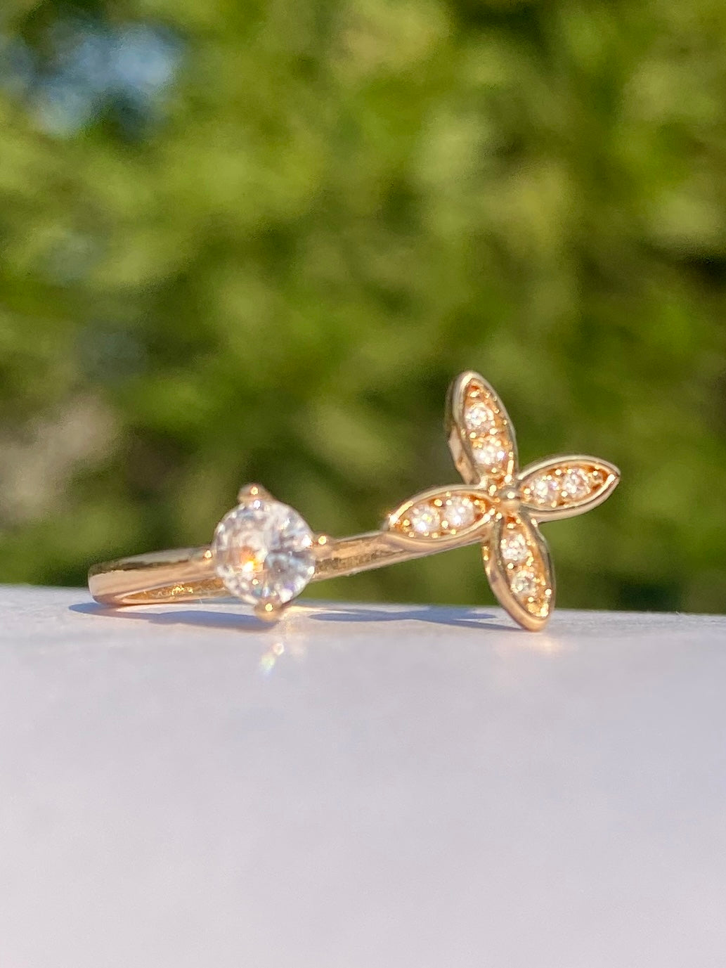 Elegant China Gold and Silver Adjustable Rings.