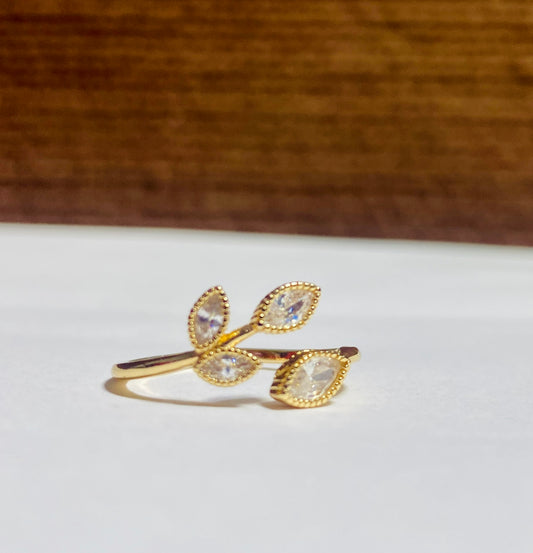 Elegant China Gold and Silver Adjustable Rings.